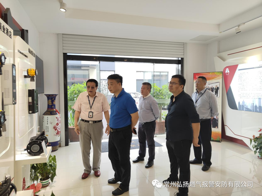 丹陽(yáng)市人民政府副市長(zhǎng)蒞臨弘揚(yáng)企業(yè)調(diào)研視察